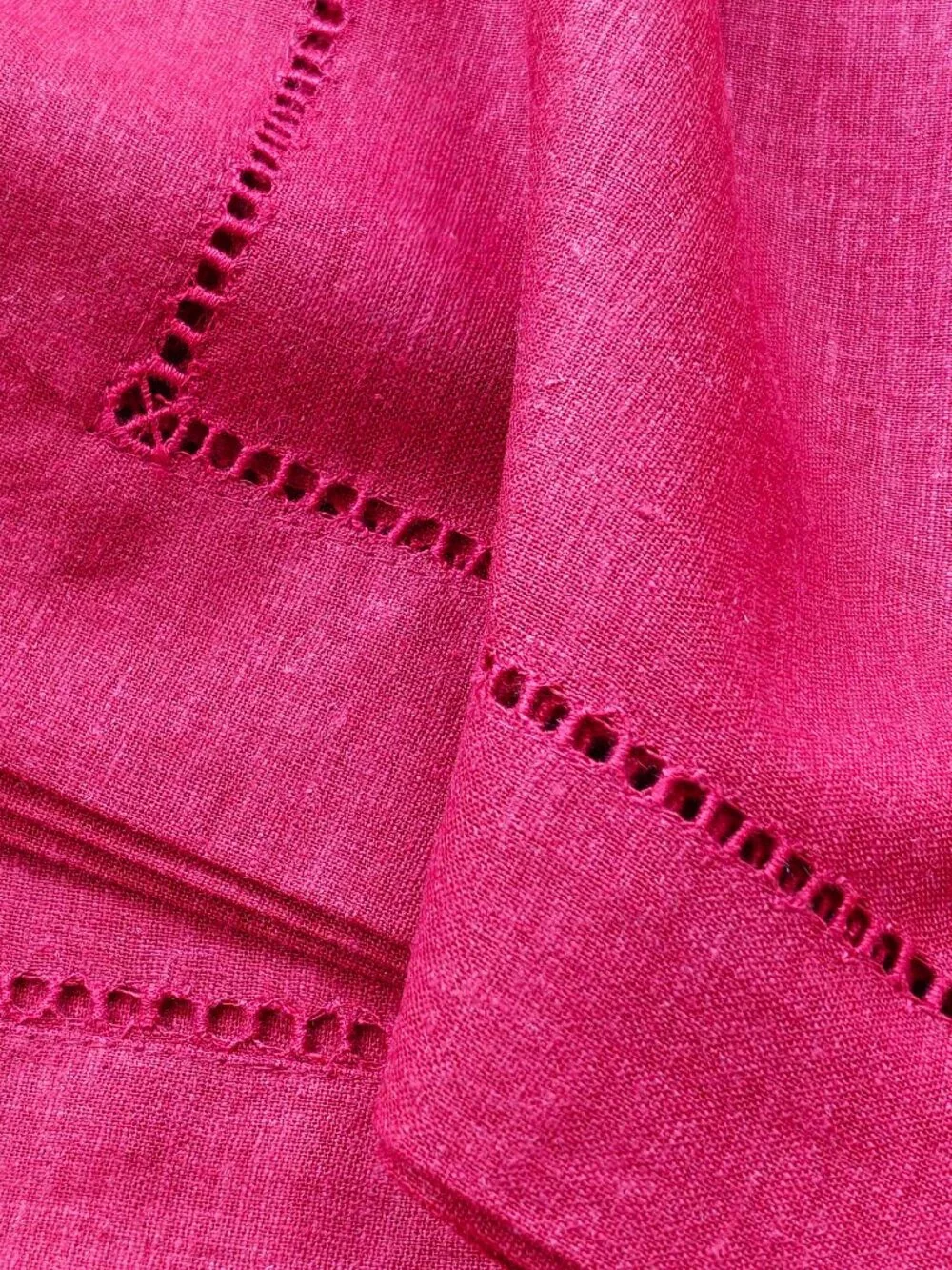 Fieldcrest Classic Placemats Napkins Set of 8 Linen Blend Red Hemstitch Ladder